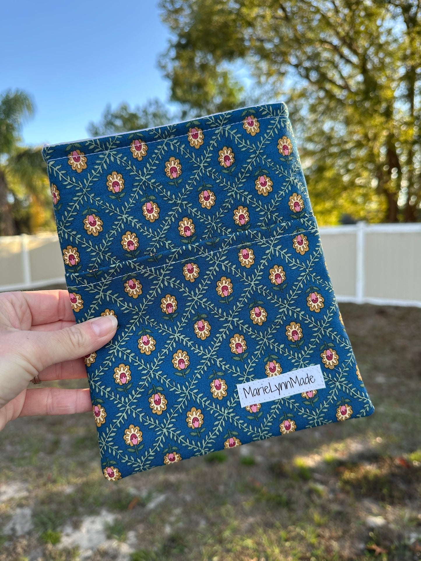 Margaret Kindle and Book Sleeves