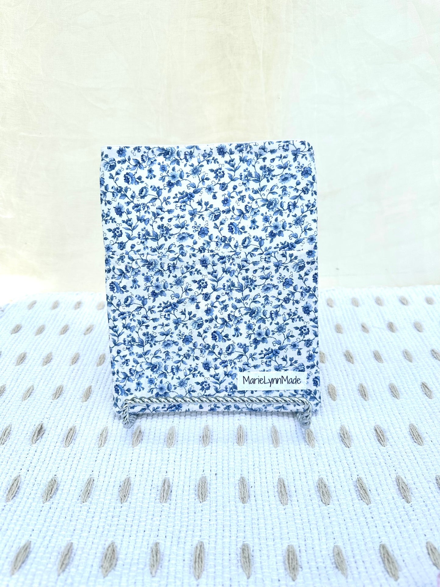 Porcelain Garden Kindle and Book Sleeve