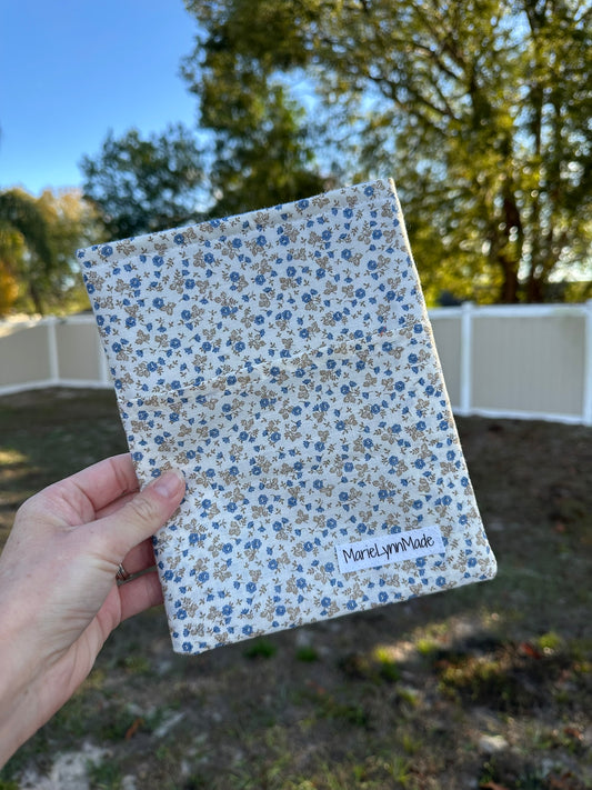 Eleanor Kindle and Book Sleeves