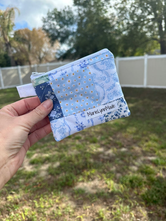 Patchwork Meadow (C) Keychain Wallet