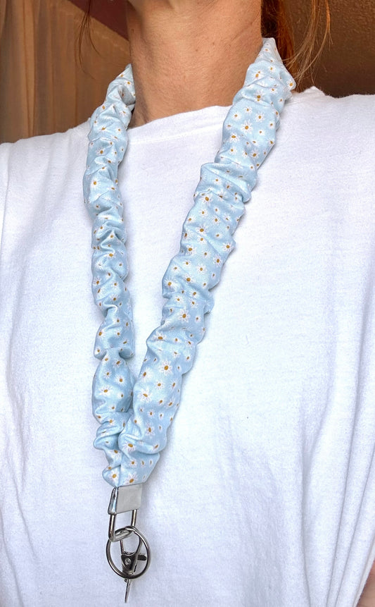 Daisy Scrunchie Lanyard