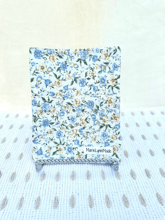 Buttercup Kindle and Book Sleeve