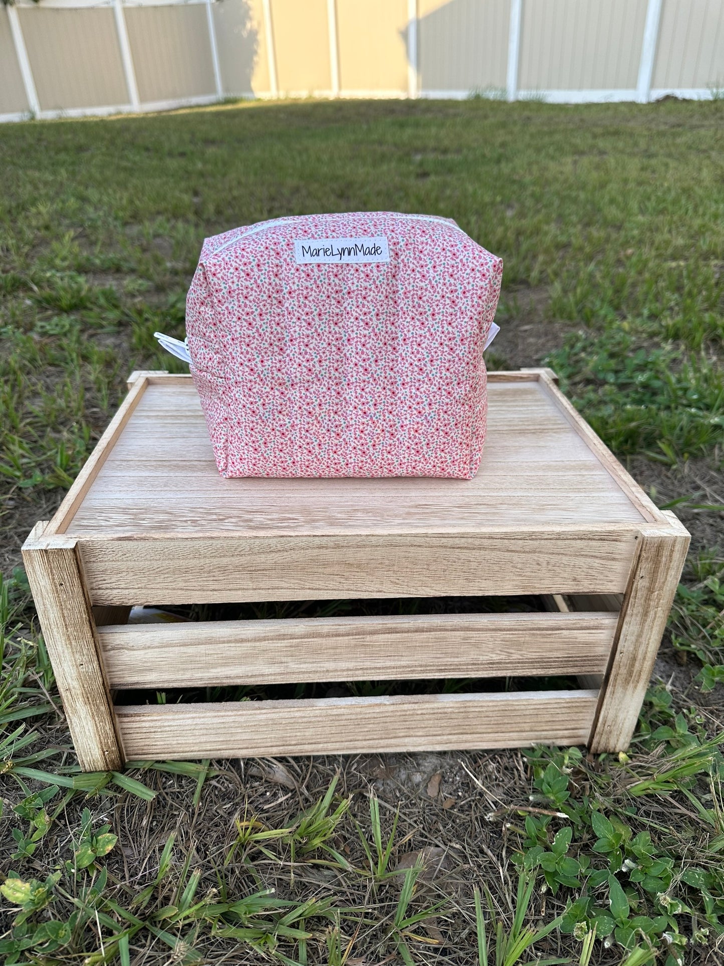 Sophia Large Essentials Pouch