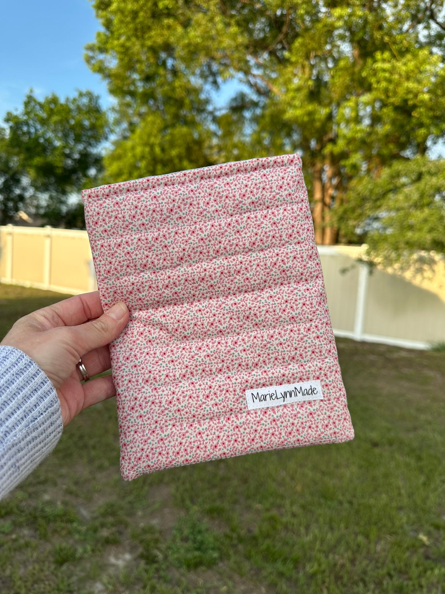 Sophia Kindle Sleeve